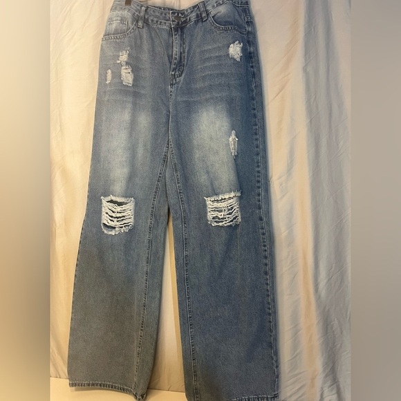 No Boundaries Denim - Distressed High Waist Wide Leg Light Blue Women's Jeans Size 8/10